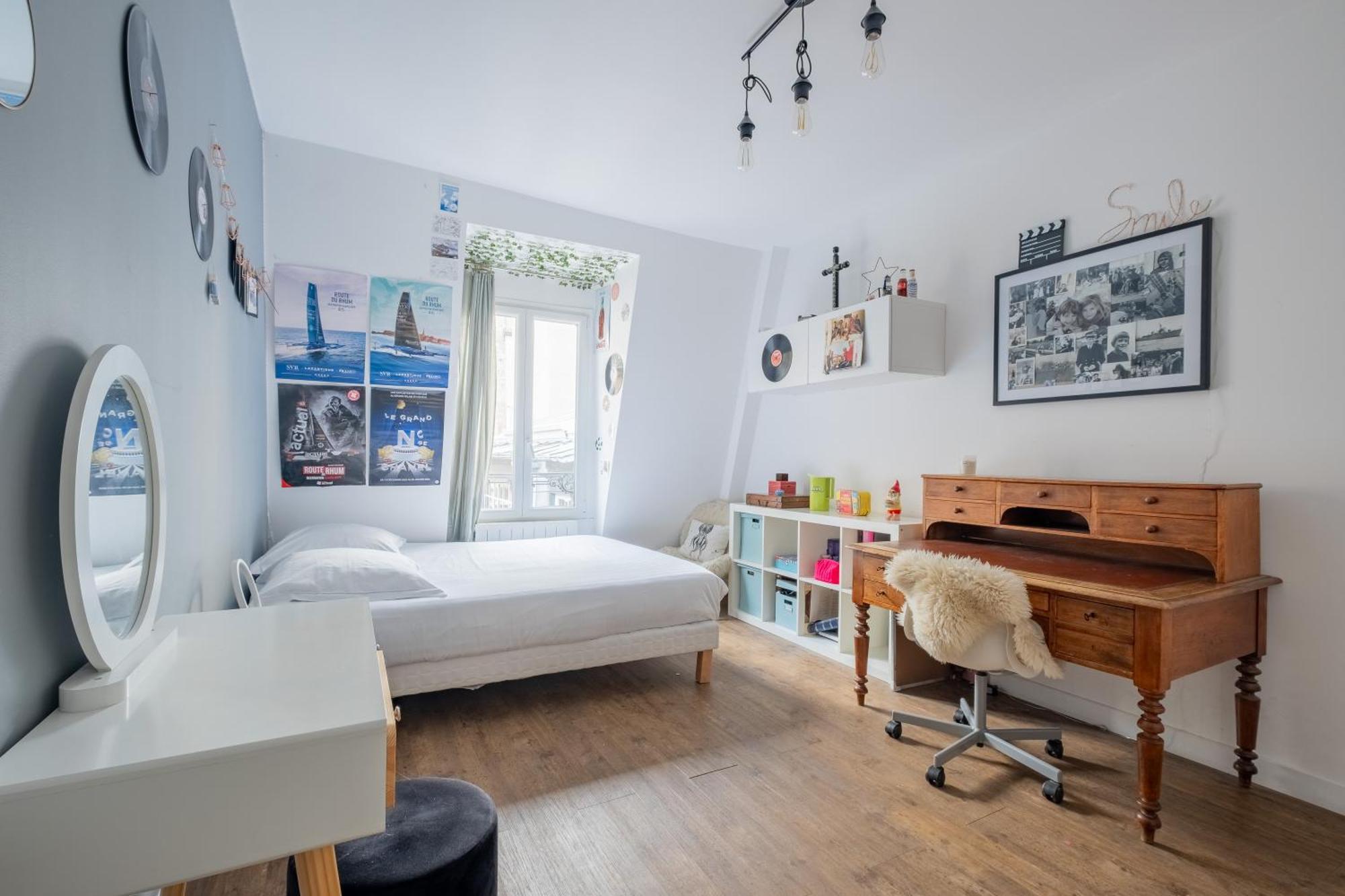 Veeve - The Artist's Apartment