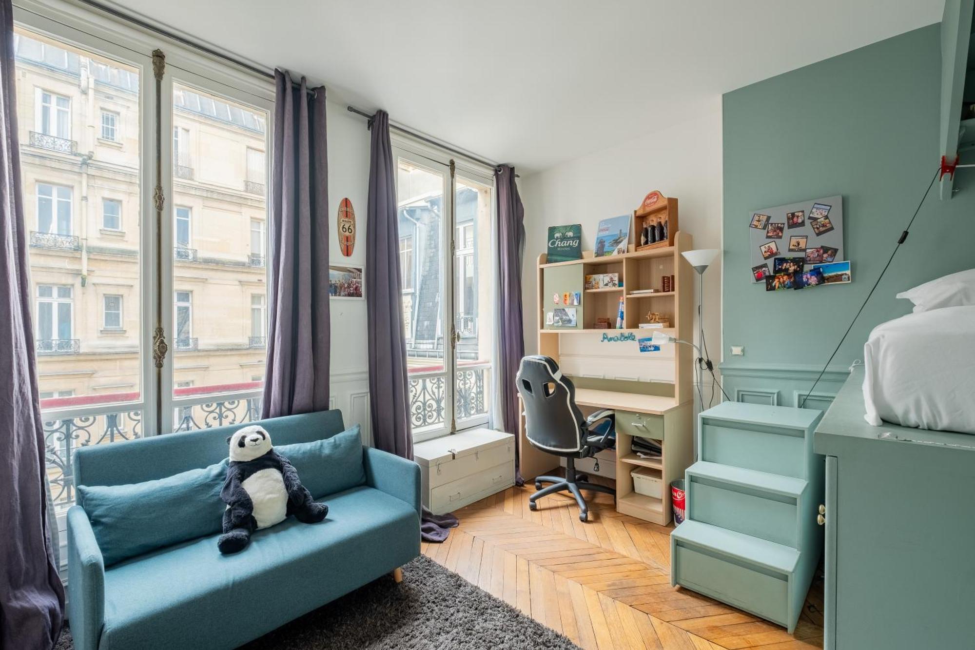 Veeve - The Artist's Apartment *