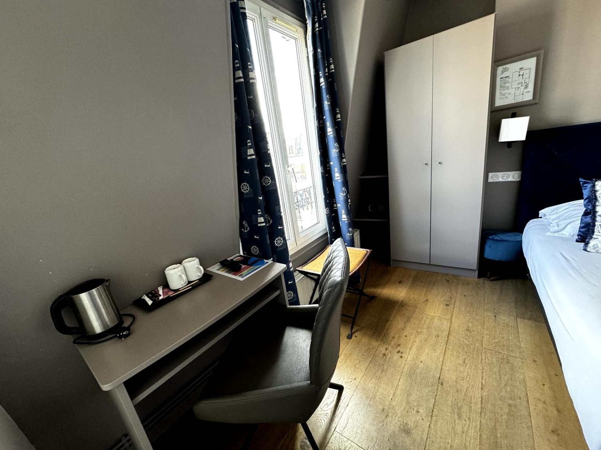 Amiral Paris