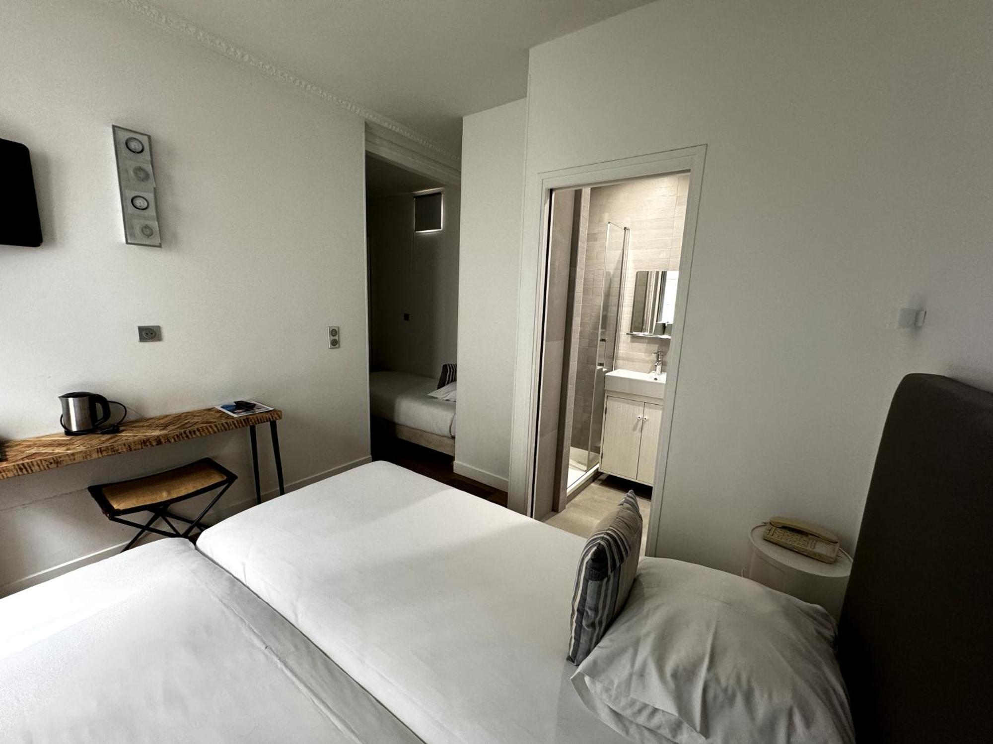 Amiral Hotel