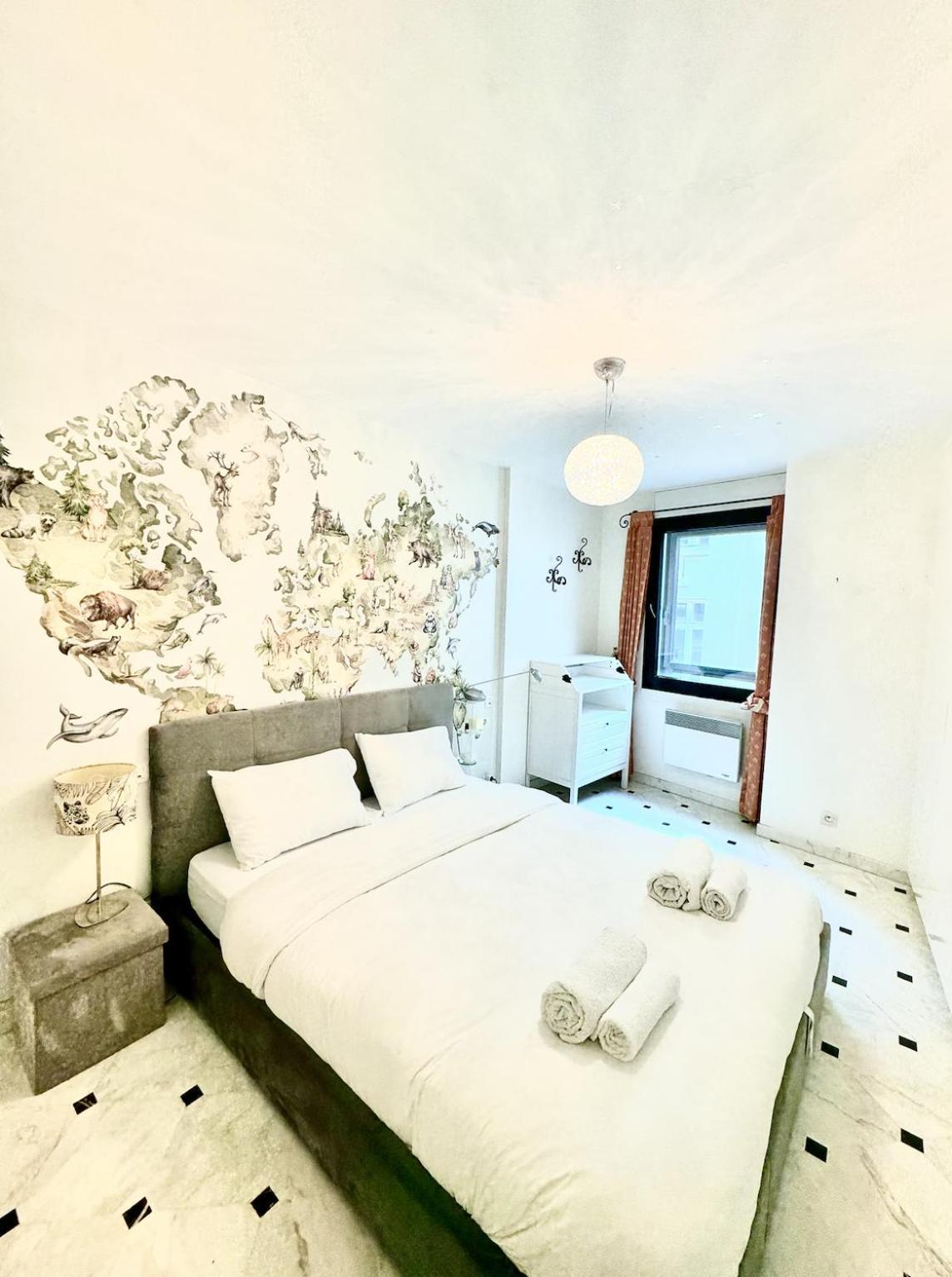 Apartamento Grand Et Central, 8e Pres Elysee Paris