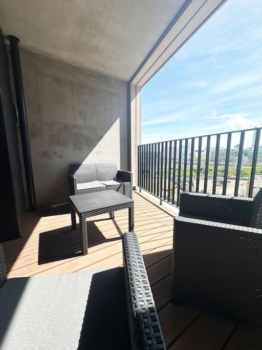 Apartment Charme Parisien Neuf Et Cosy