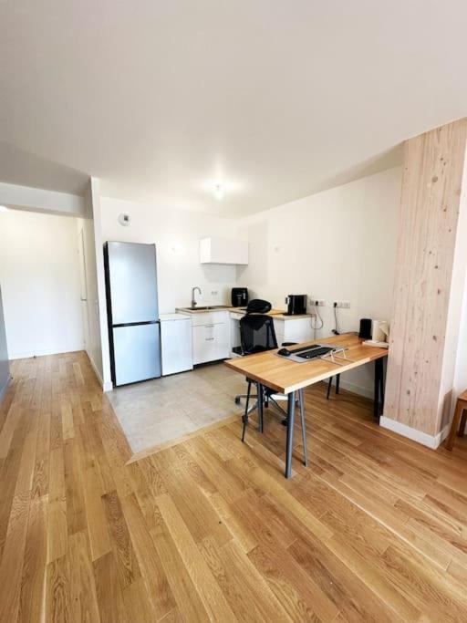 Charme Parisien Neuf Et Cosy Apartment Paris