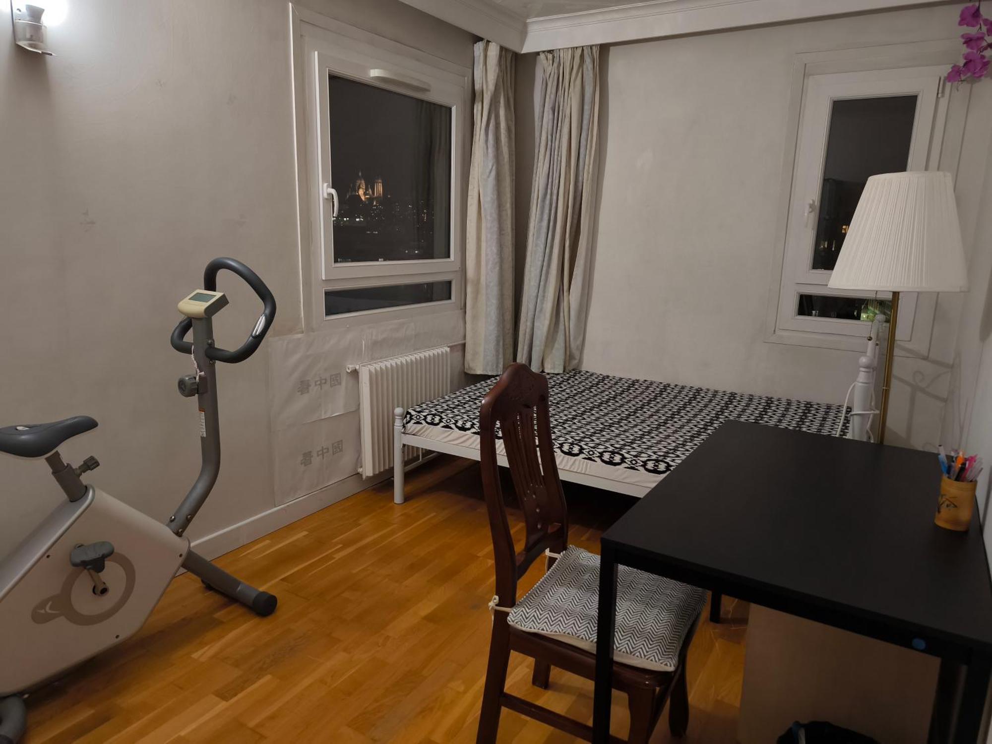 Hospedagem domiciliar Lovely In - Near Arena Porte De La Chapelle *