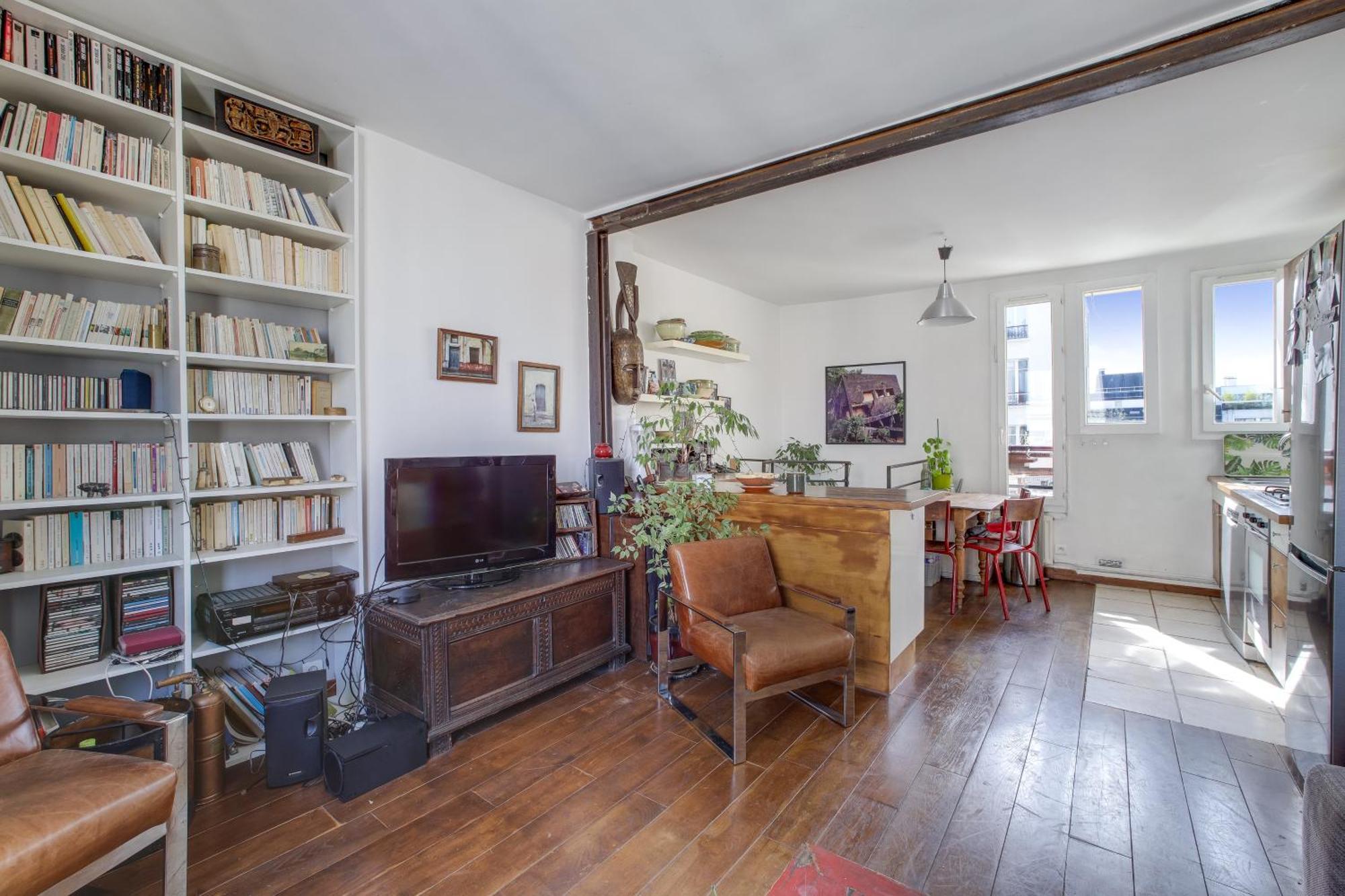 Apartment Superbe Duplex Avec Jardin Partage A Menilmontant *