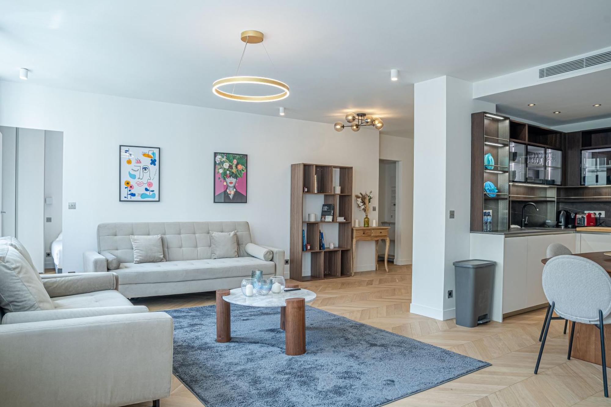 Lavie Maison : A C & Eiffel Tower View Appartement