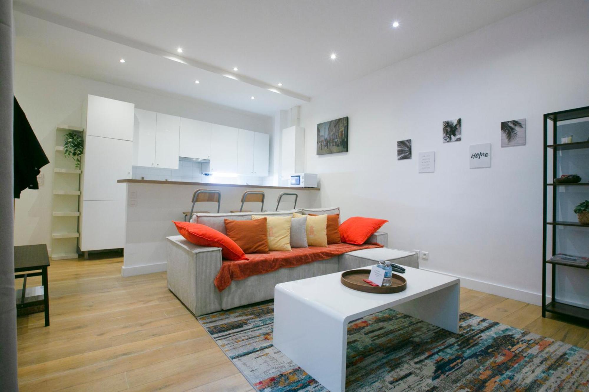 Apartamento Warm 2 Bedrooms - C38 *
