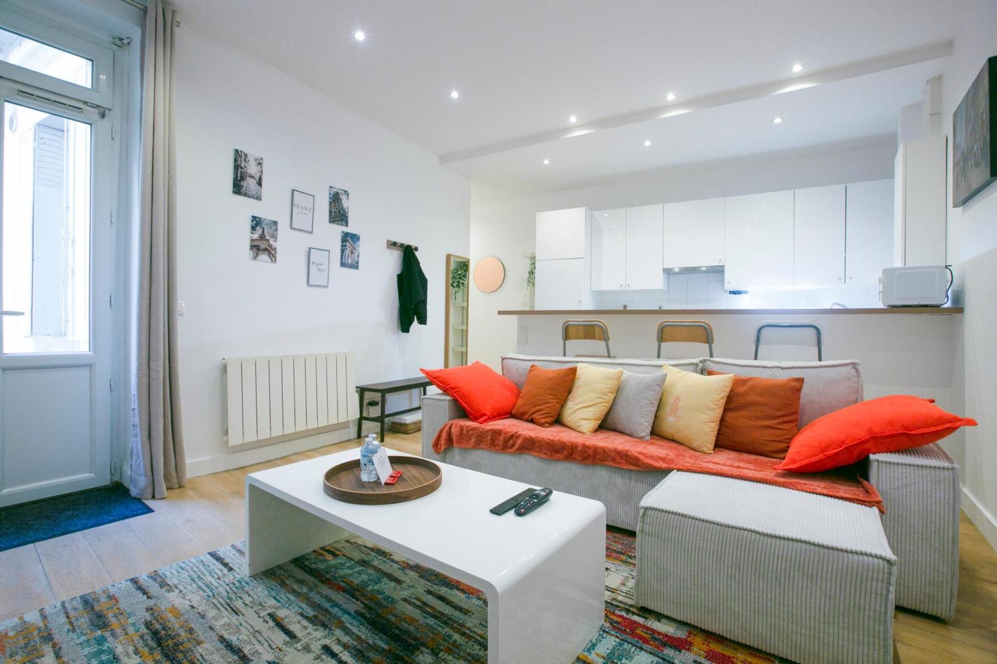Warm 2 Bedrooms - C38 Apartamento Paris