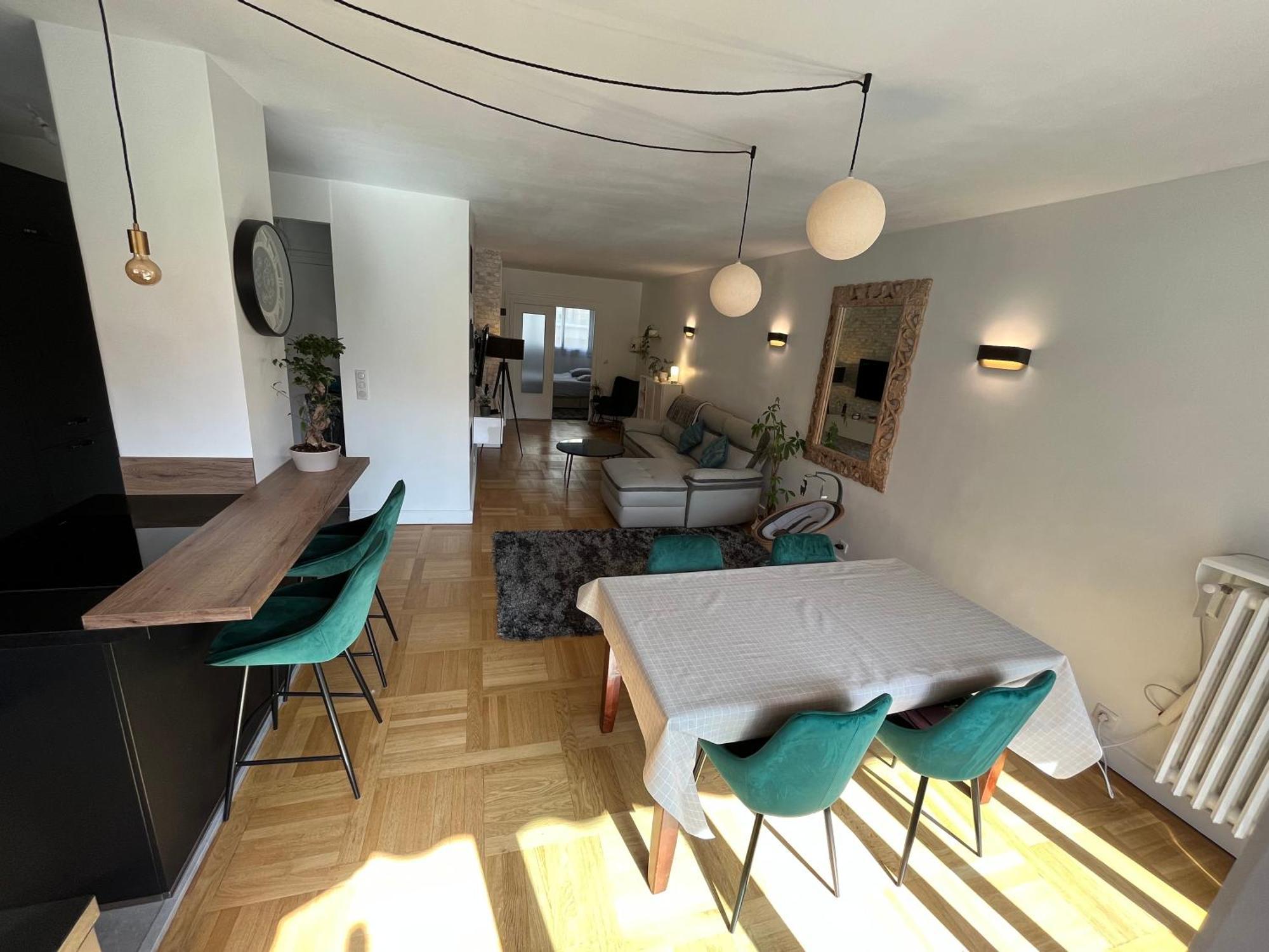 Familial Apartment *