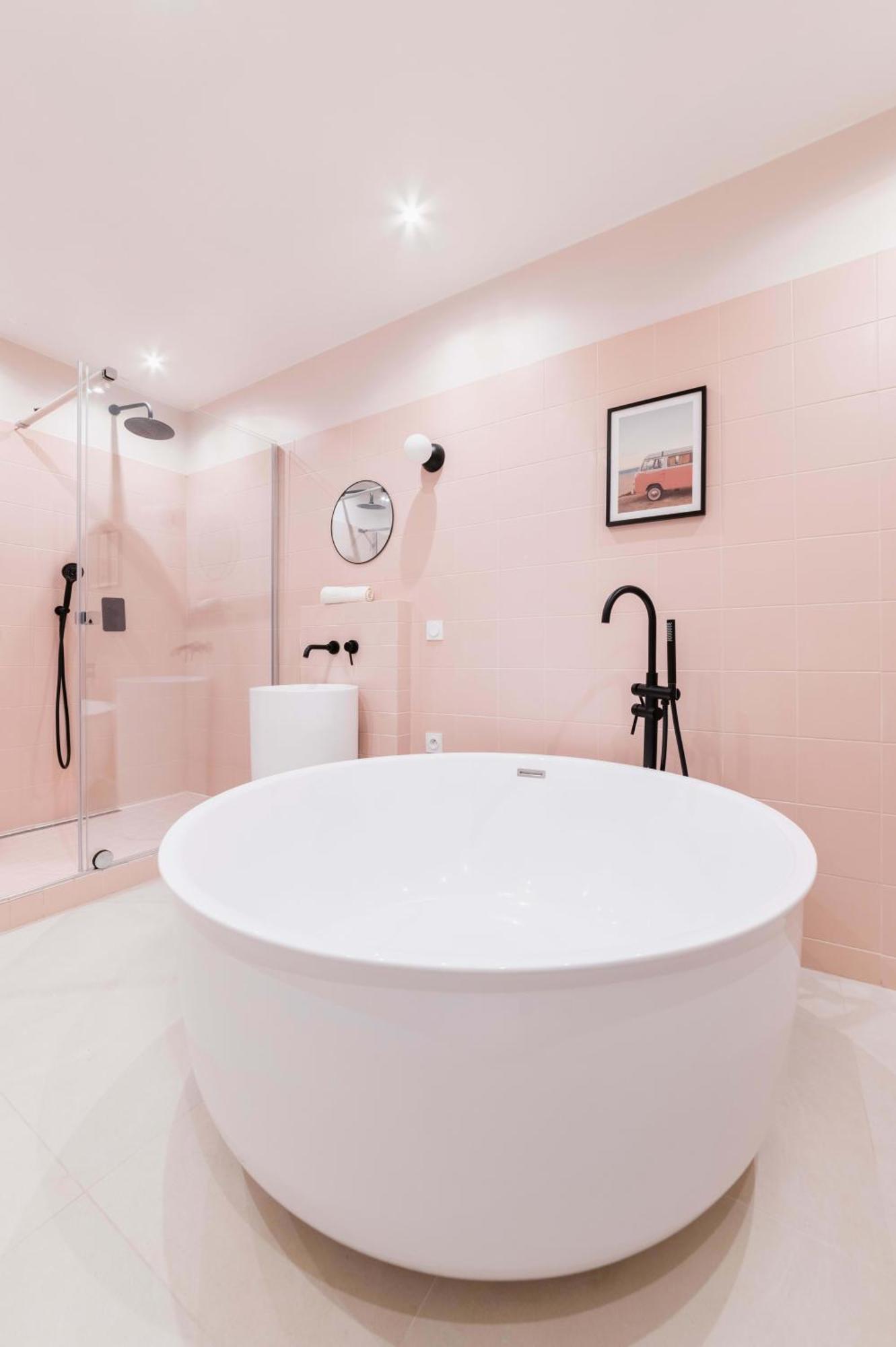 Apartment Luxueux Avec Salle De Bains De Reve 6p - Flat-guest