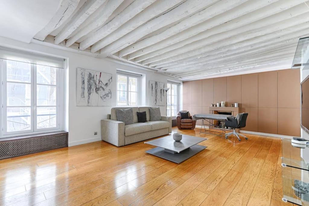 Marais Historical Center Charming 1br * Paris