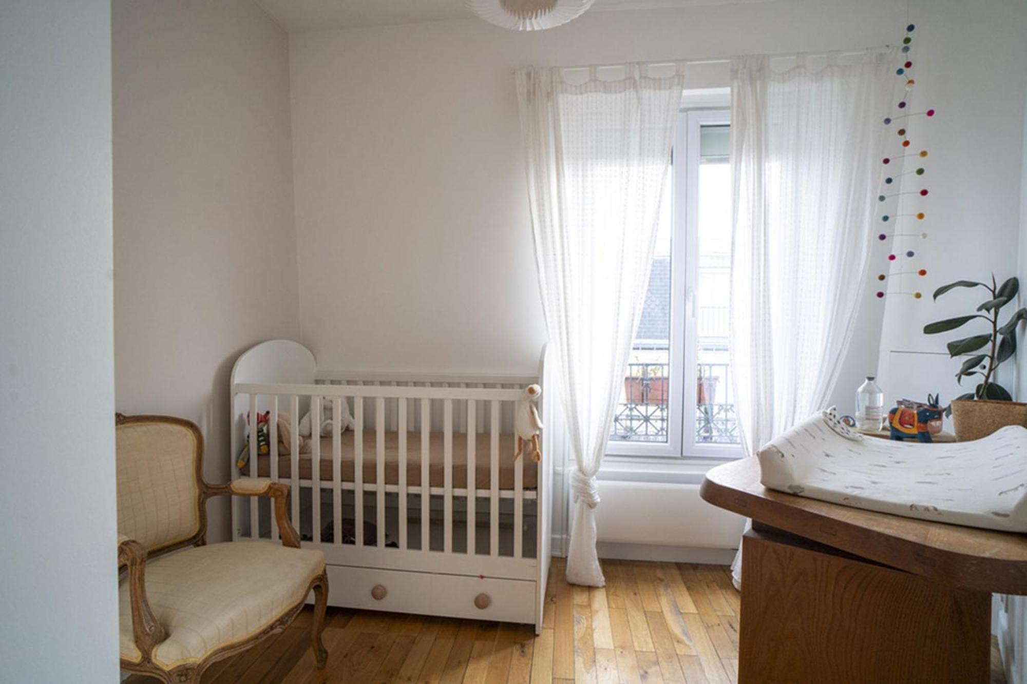Near Buttes Chaumont Apartment Paris