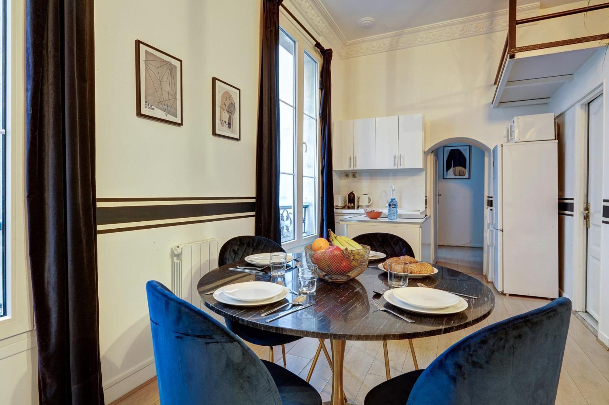 106 - Fabulous In Champs Elysees Apartamento Paris