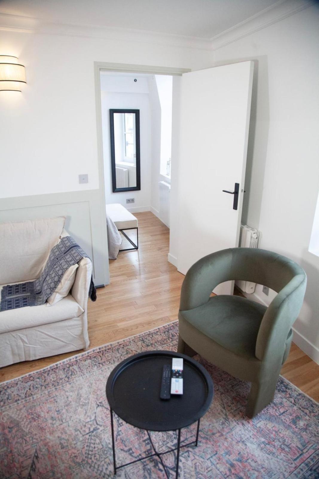 Au Coeur De Apartment