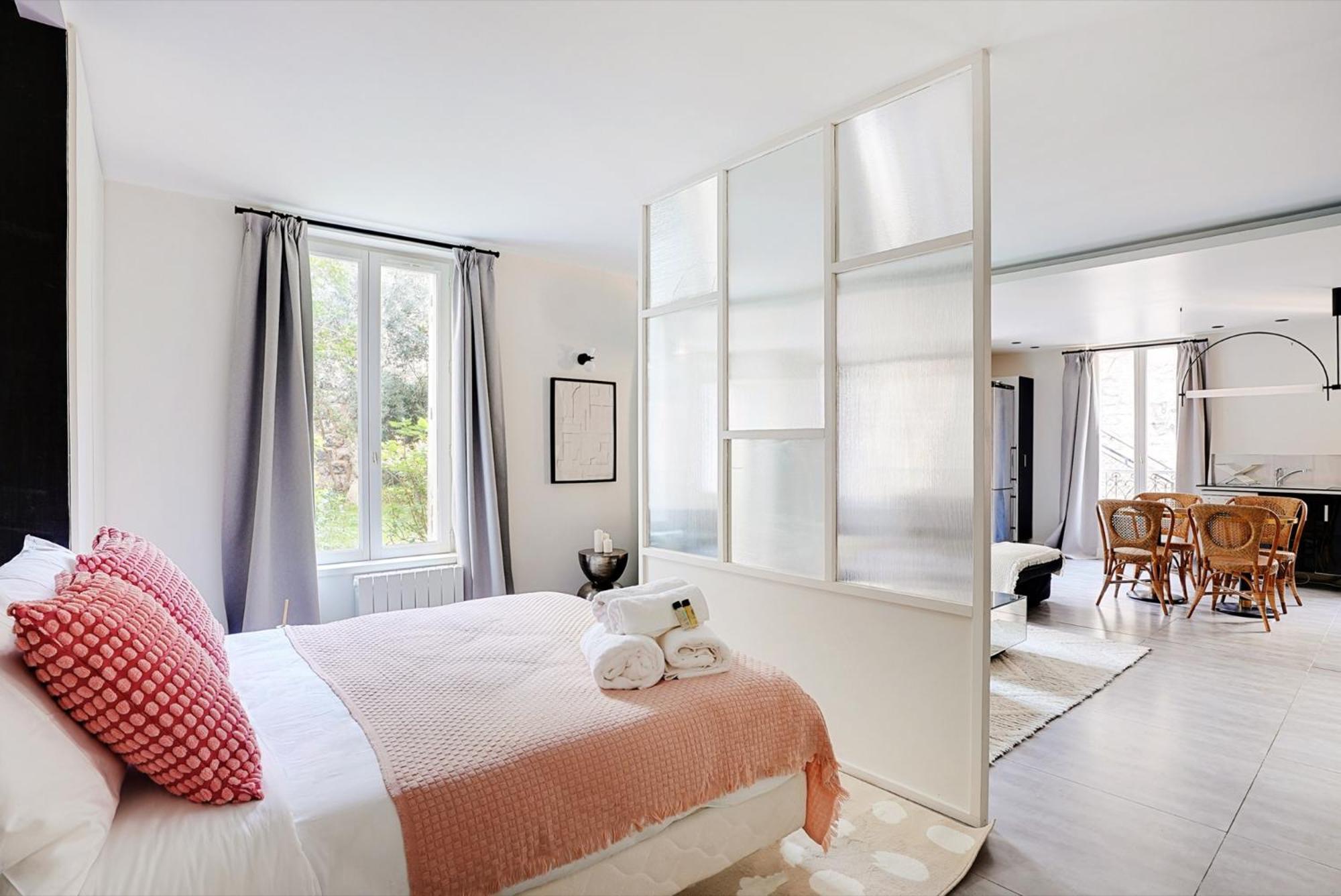 Au Coeur De Montmartre Apartamento *