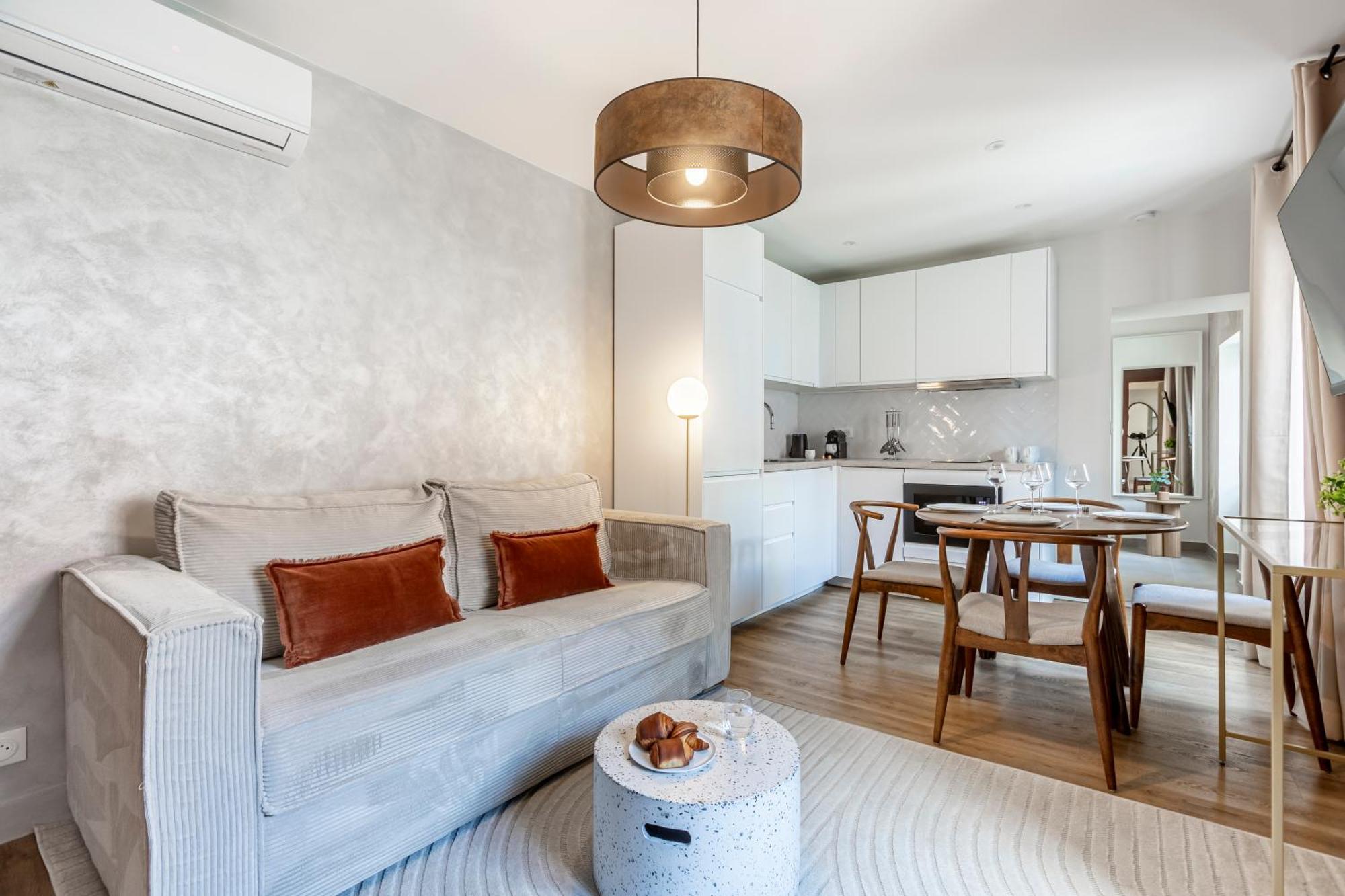 Sweett - Temple Apartment *