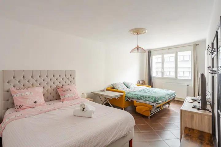 Superbe Studio Gambetta Appartement Paris