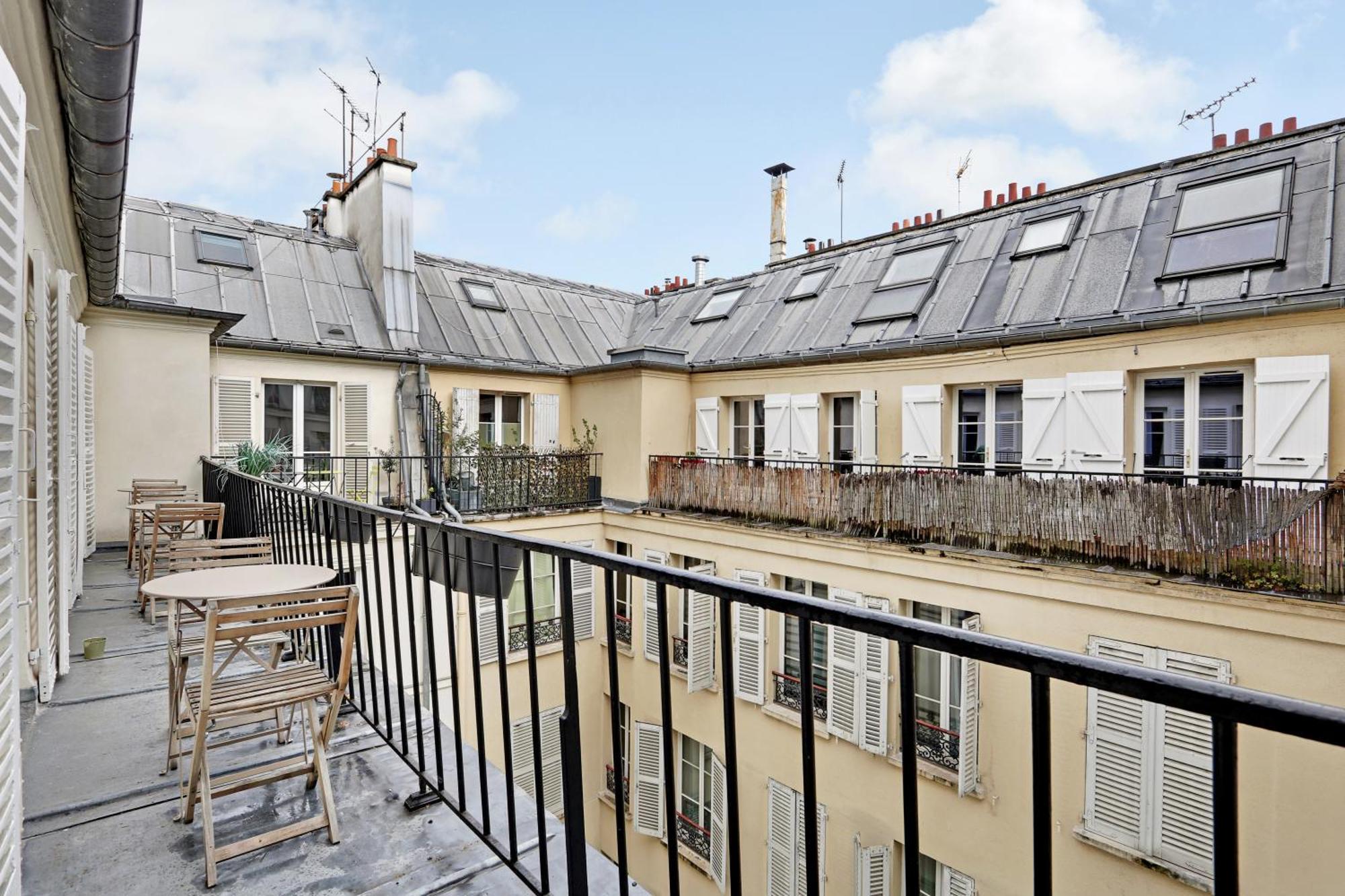Pick A Flat's In Opera Saint Lazarre - Rue De L'isly
