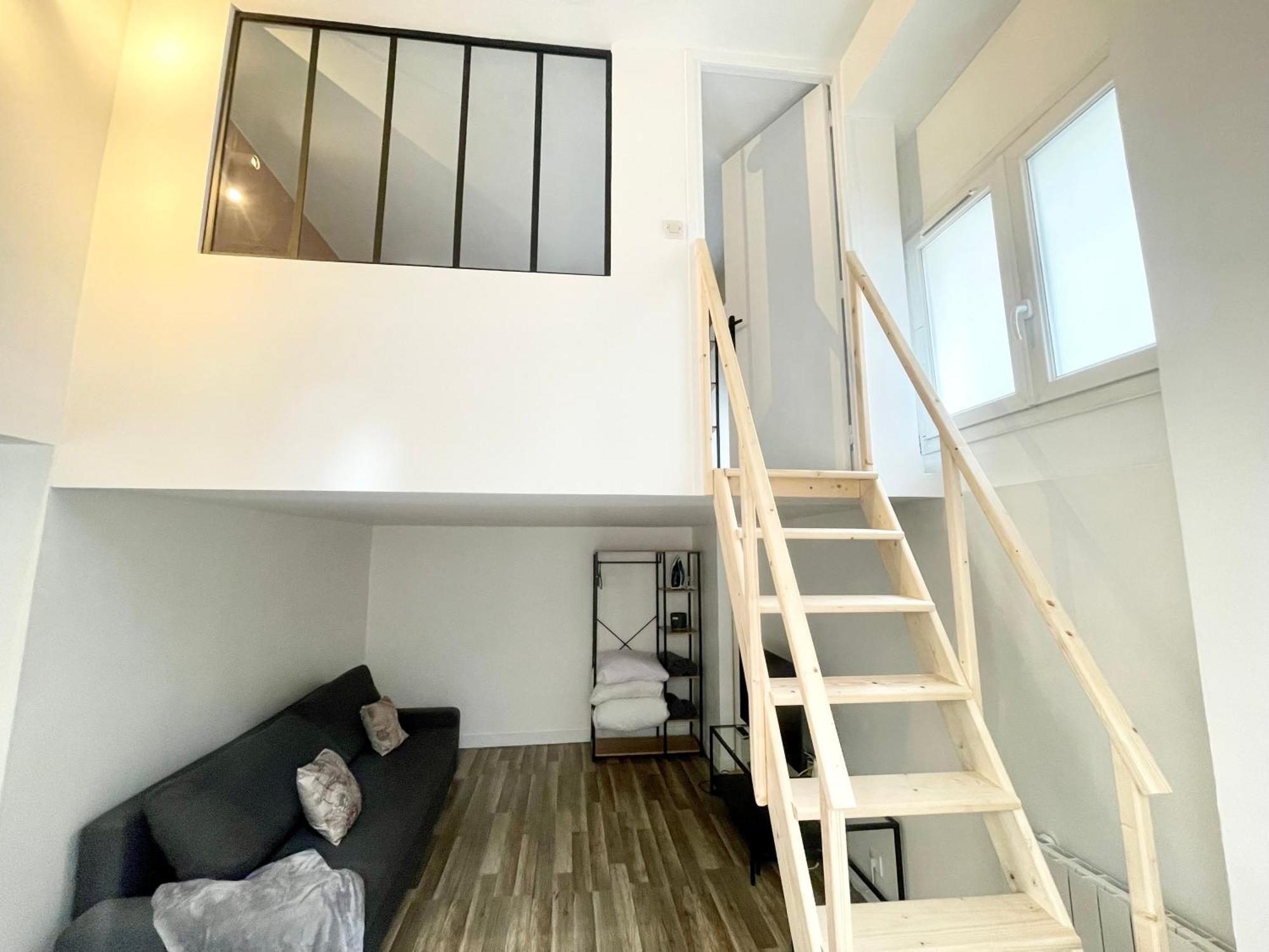 Homely & Charming Parisian Duplex - Near Marais * Paris