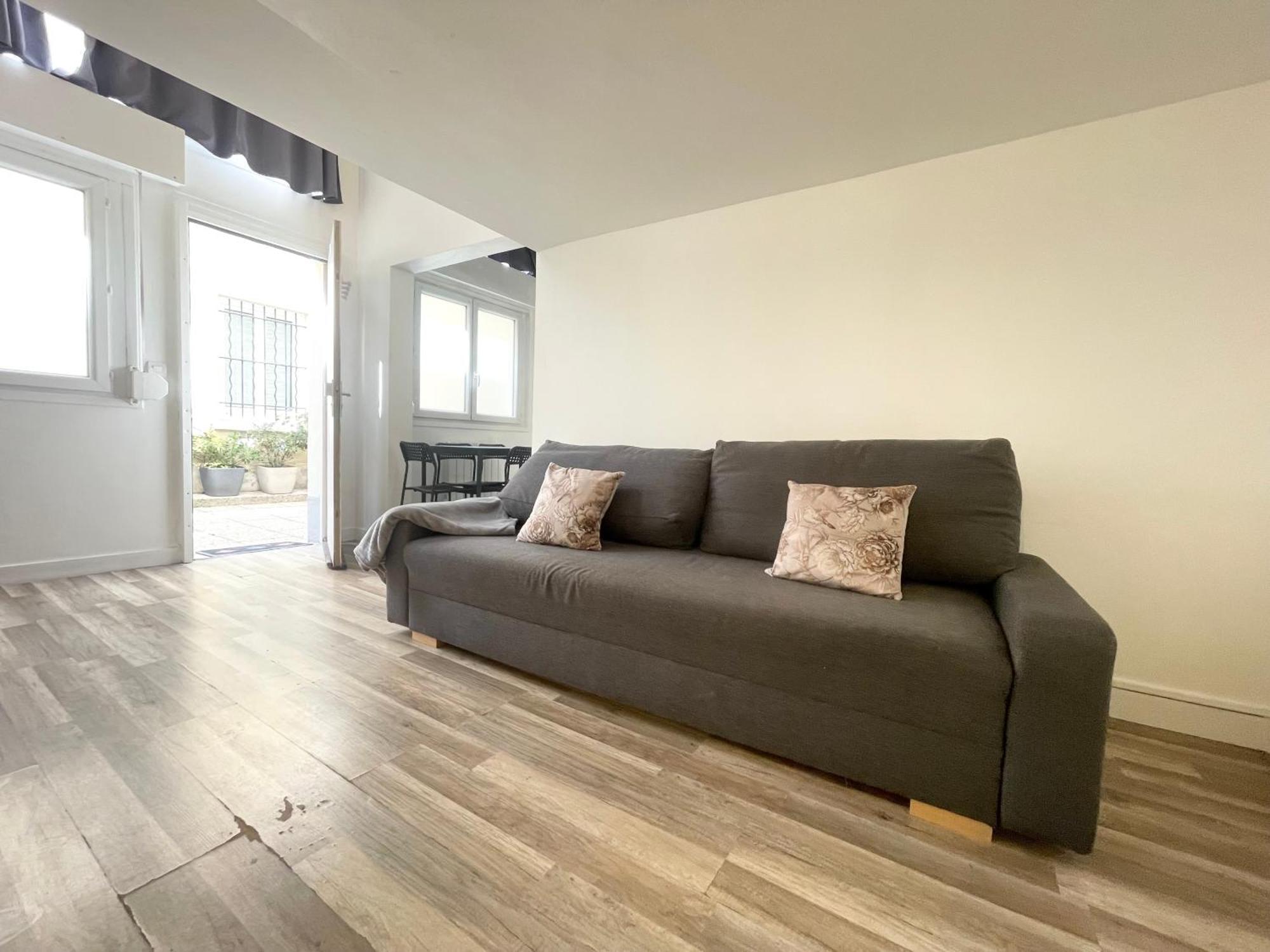 Homely & Charming Parisian Duplex - Near Marais Apartamento Paris