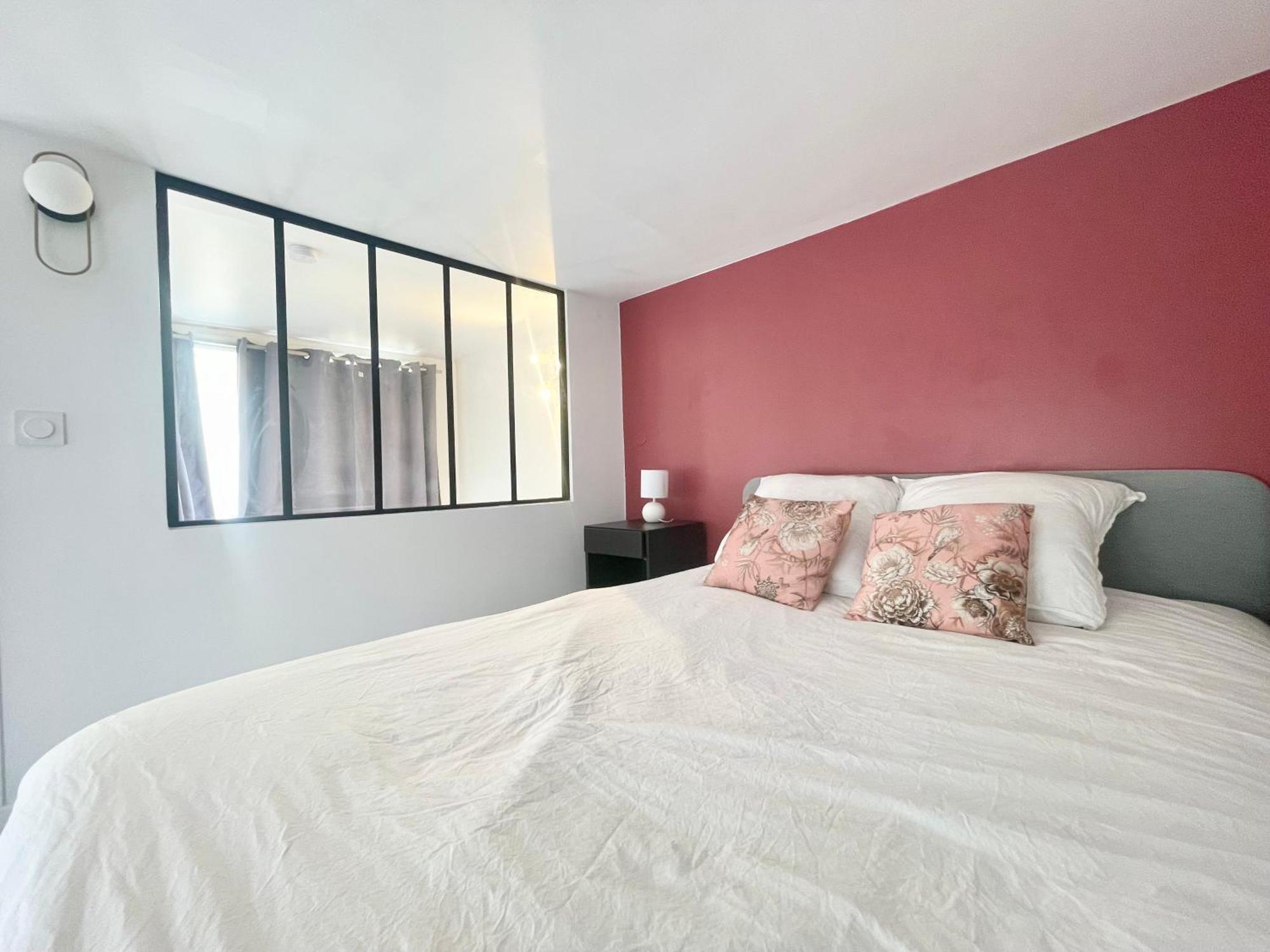Homely & Charming Parisian Duplex - Near Marais Apartamento