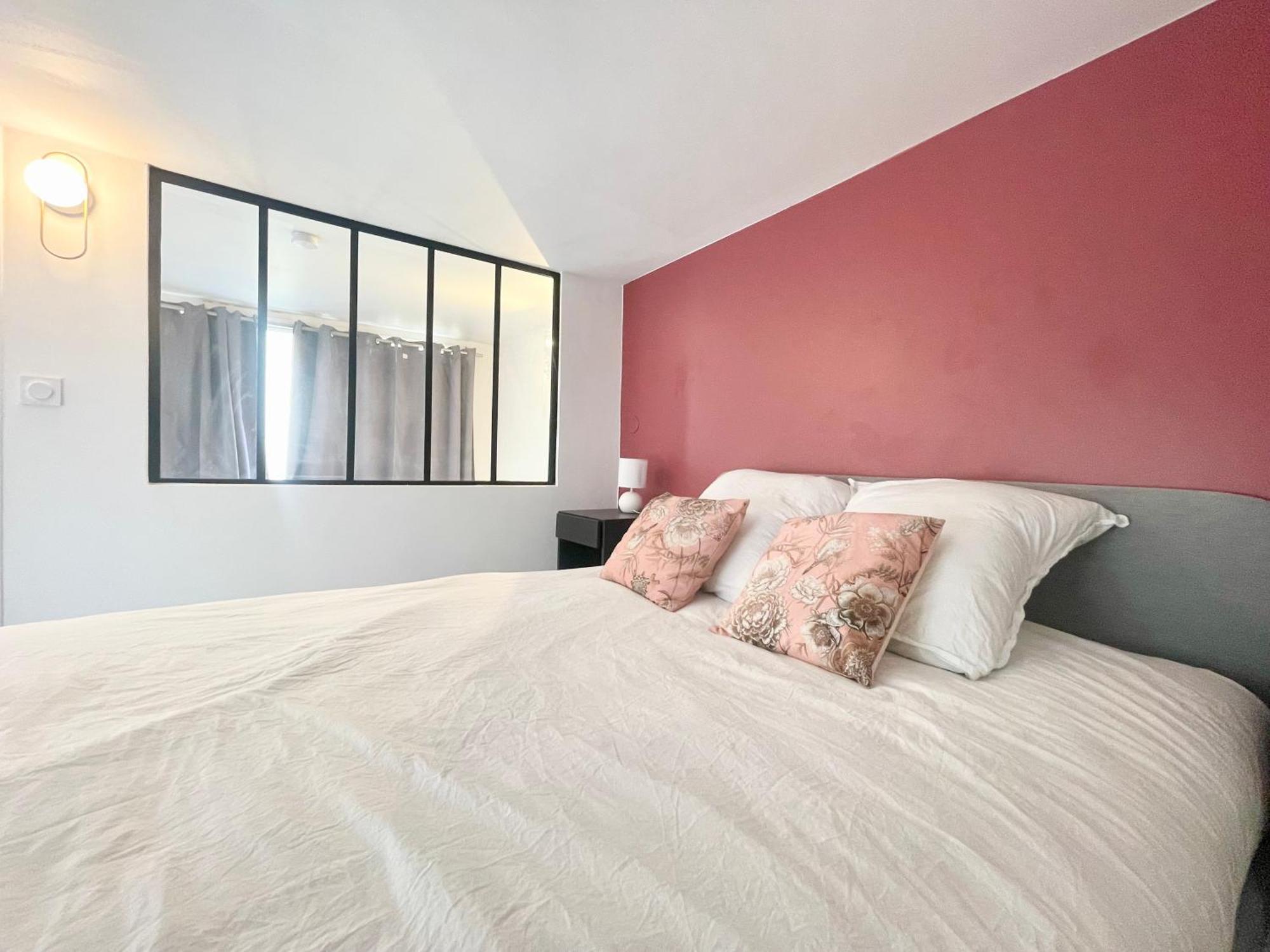 Apartamento Homely & Charming Parisian Duplex - Near Marais