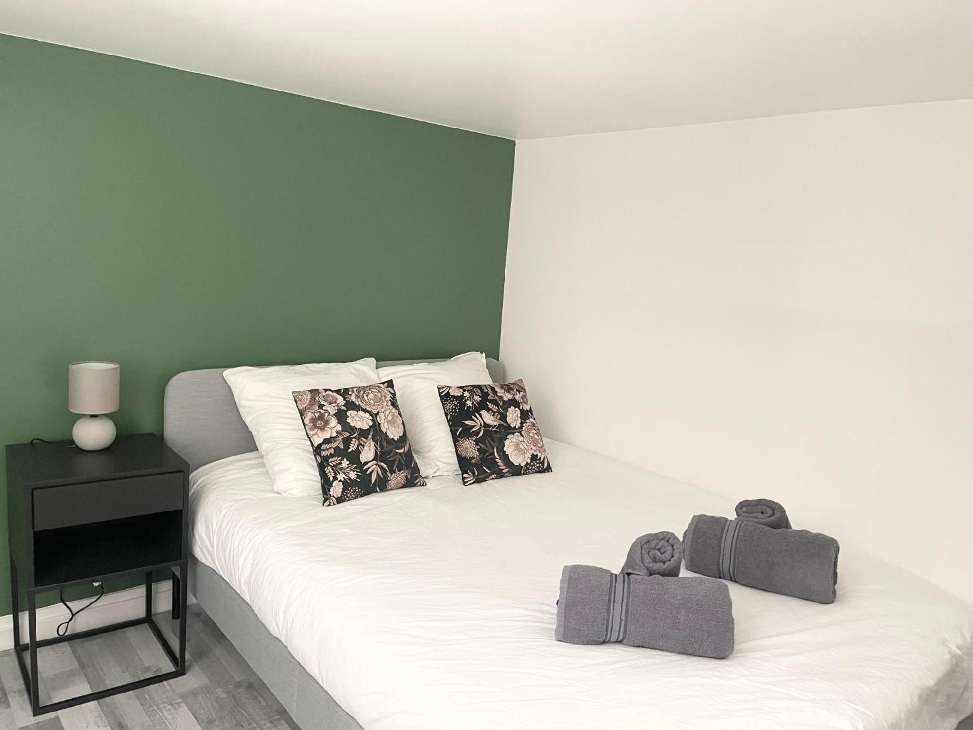 Homely & Charming Parisian Duplex - Near Marais *