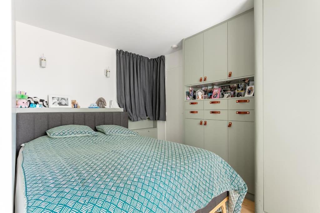 Bastille Nest In Apartment Paris