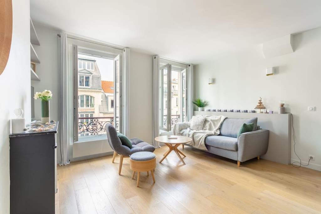 Bastille Nest In Apartment Paris