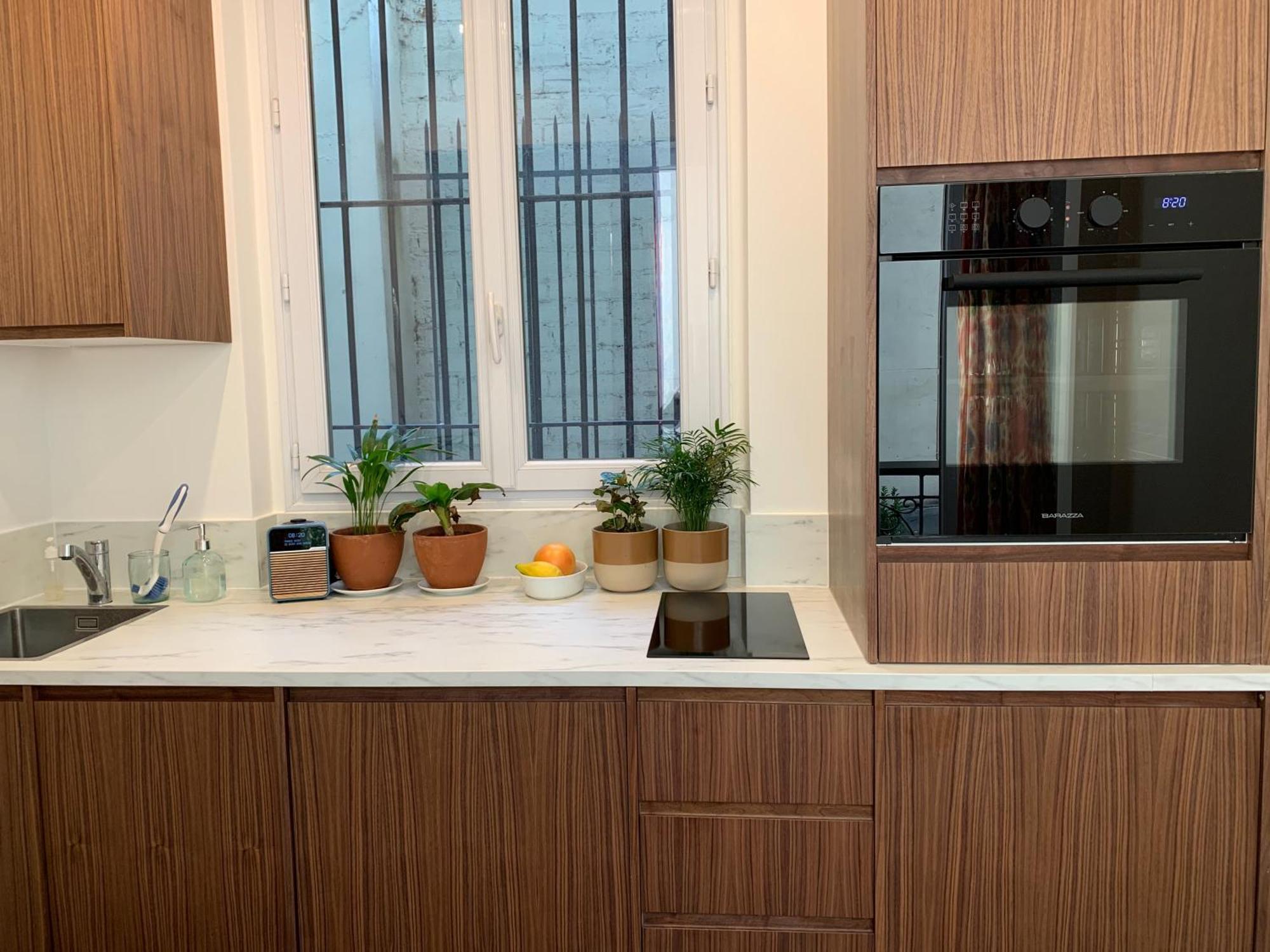 Passy Design Apartment