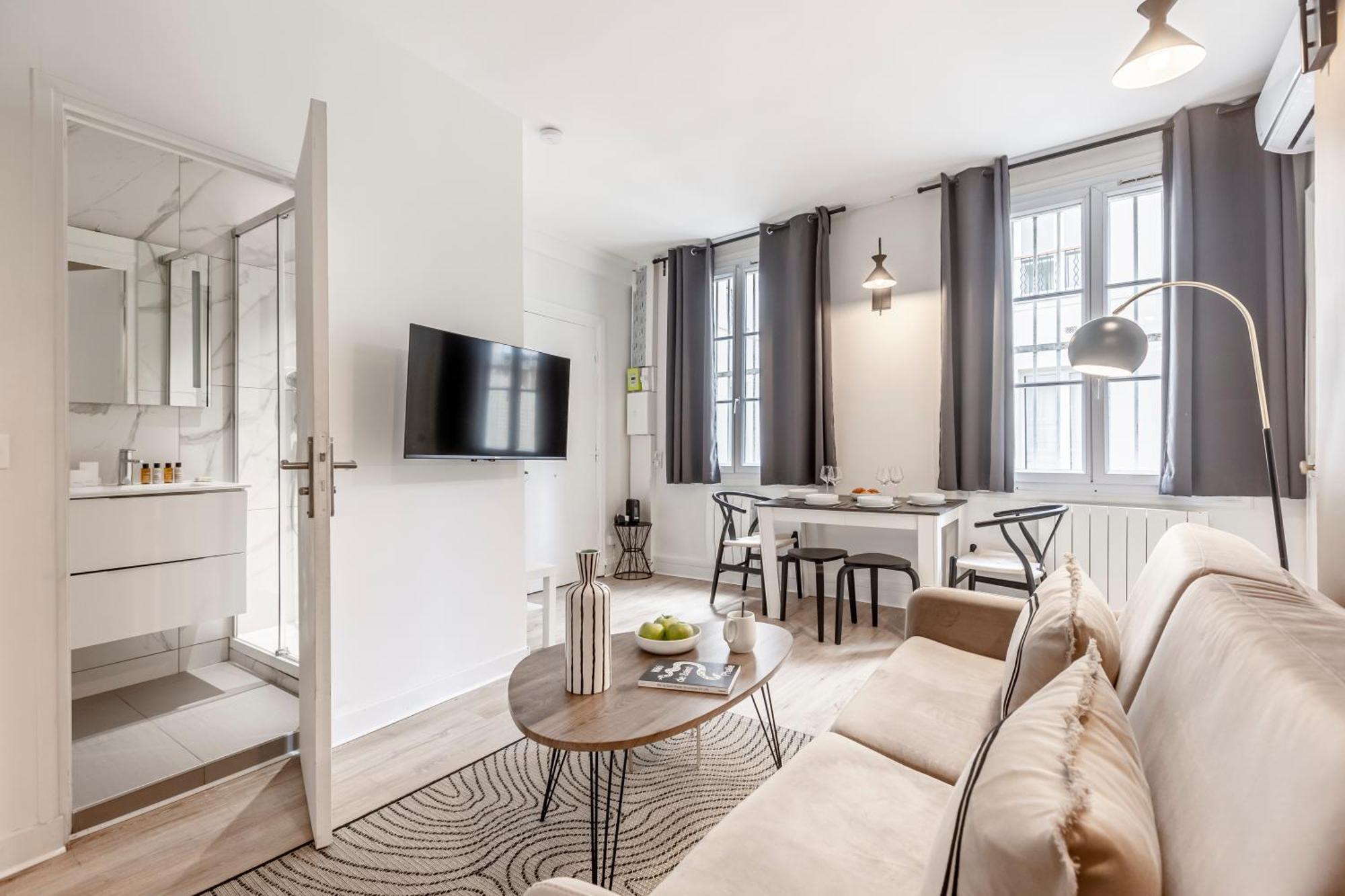 Sweett - Temple Apartment
