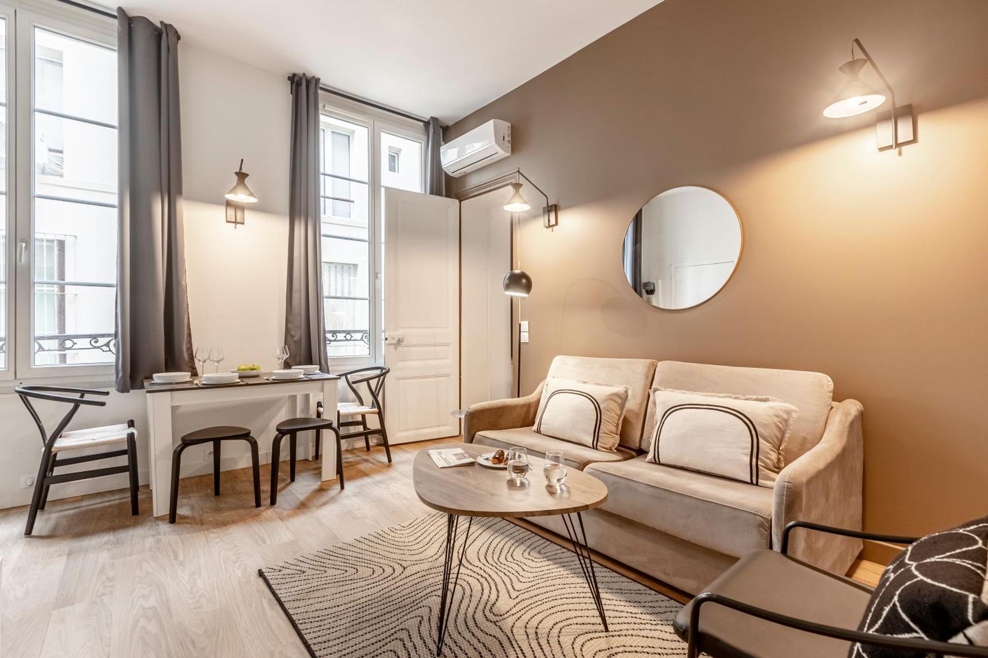 Sweett - Temple Apartment *