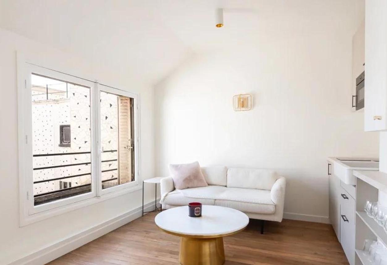 Lumineux Dans Le 16eme Apartment *