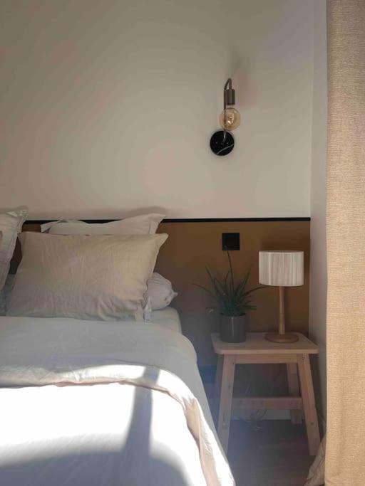 D'architecte, Paris-republique 2p Apartment