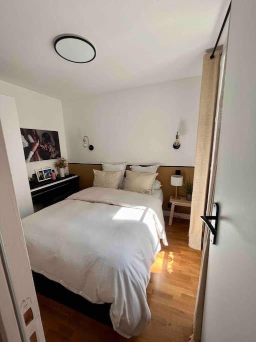 D'architecte, Paris-republique 2p Apartment