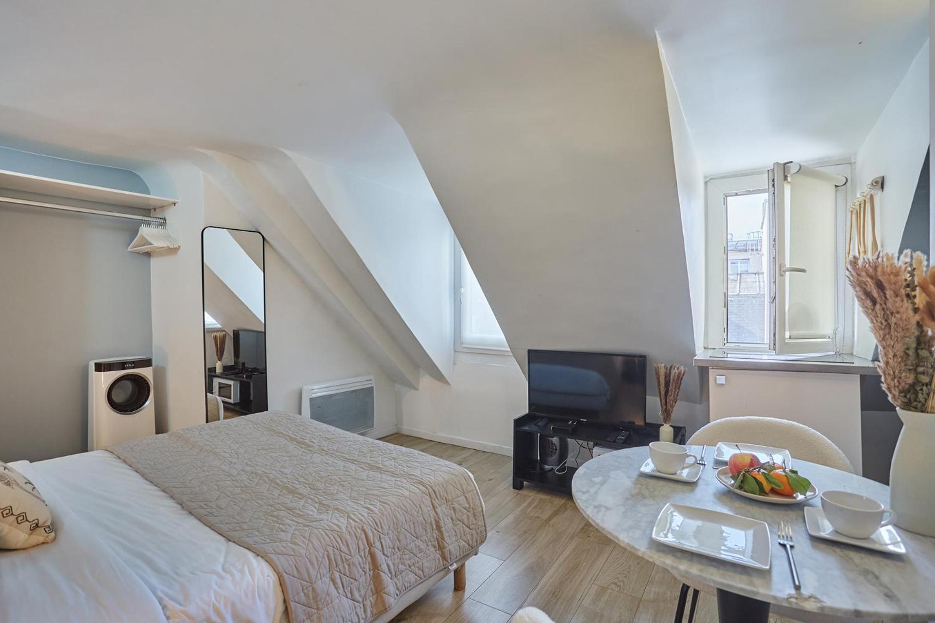 Apartment Place Vendome By Prestige