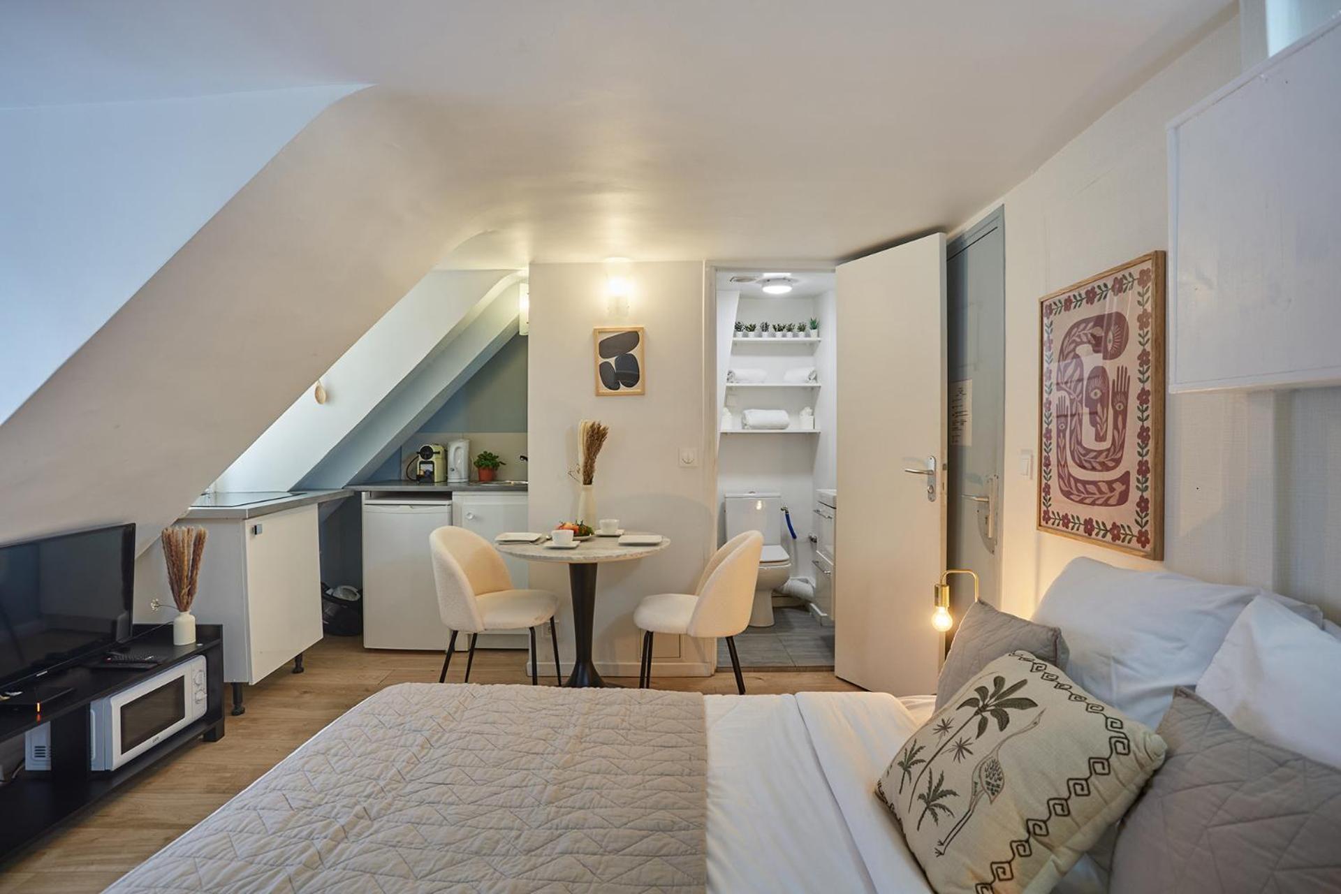 Place Vendome By Prestige