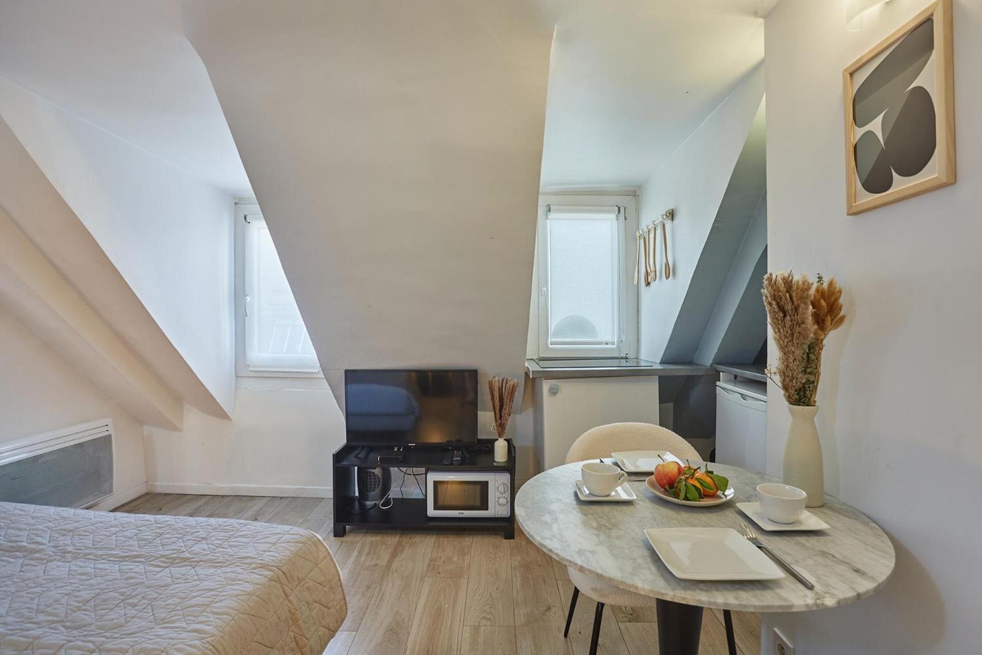 Apartment Place Vendome By Prestige Paris