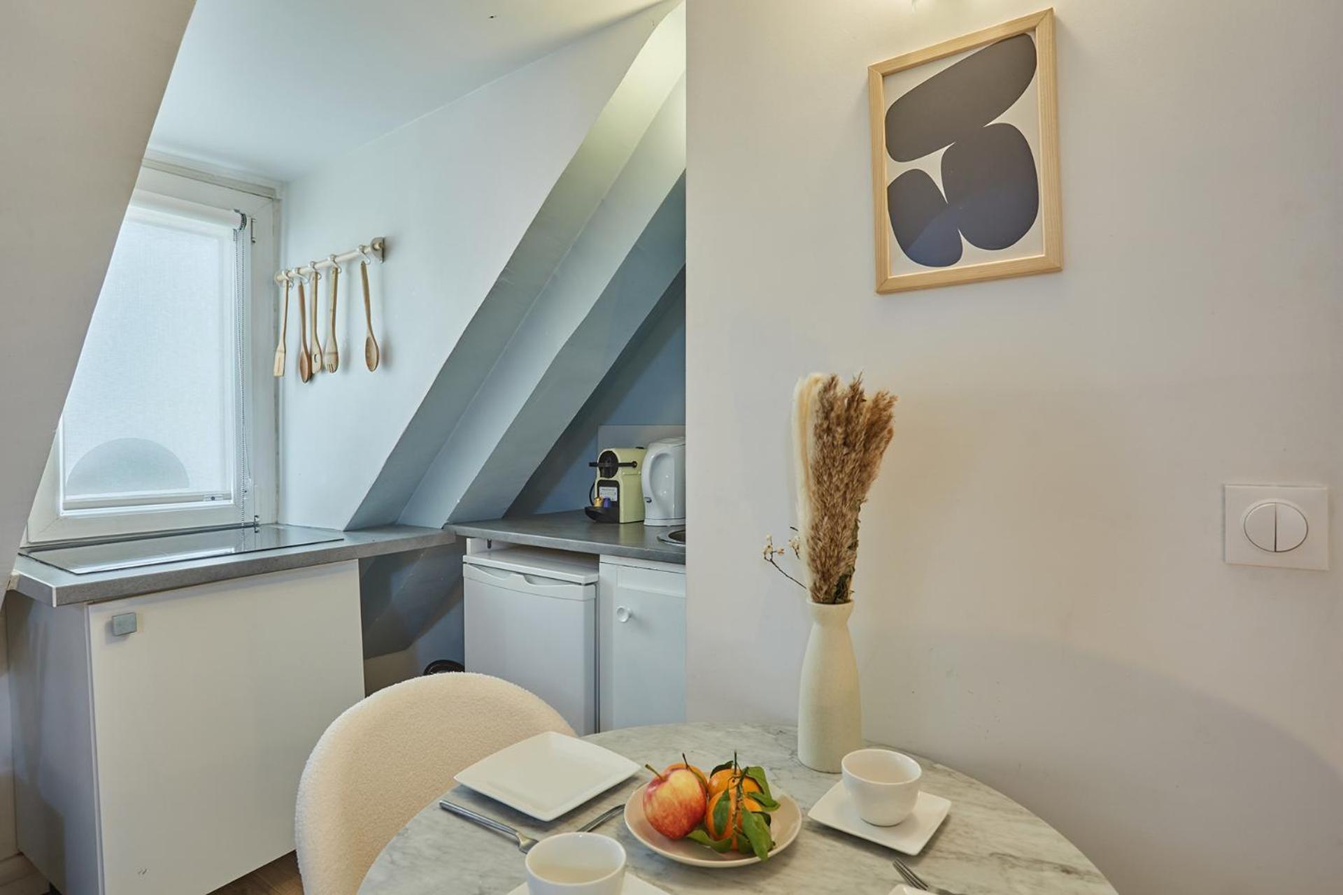 Apartment Place Vendome By Prestige