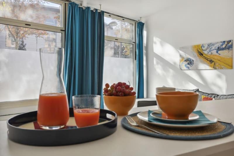 Cosy Renovated Studio In Heart Of Xvieme * Paris