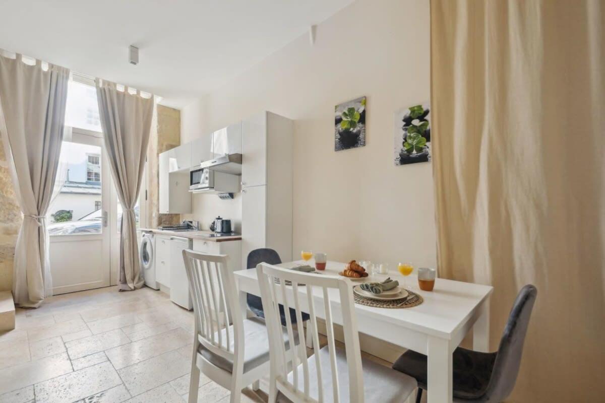 Apartment Ile St Louis & Studio - Cityapartmentstay