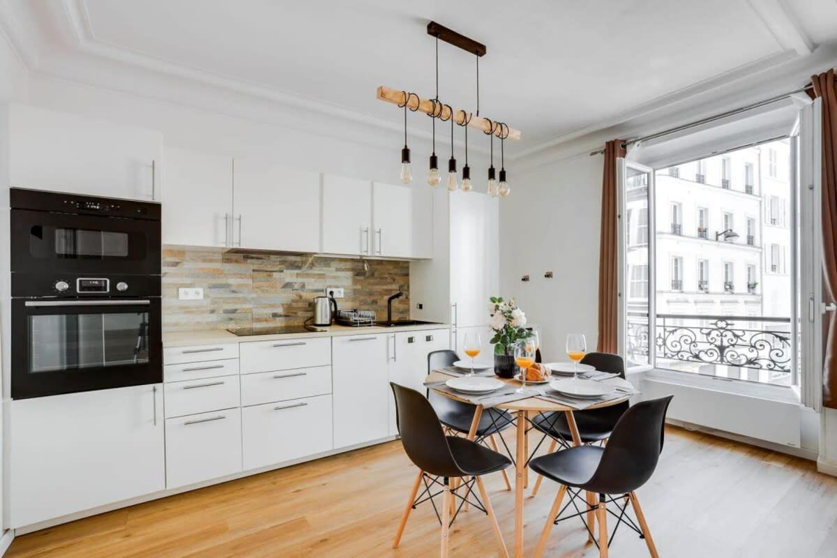 Apartment 2br Montmartre & Sacre-coeur - Cityapartmentstay Paris