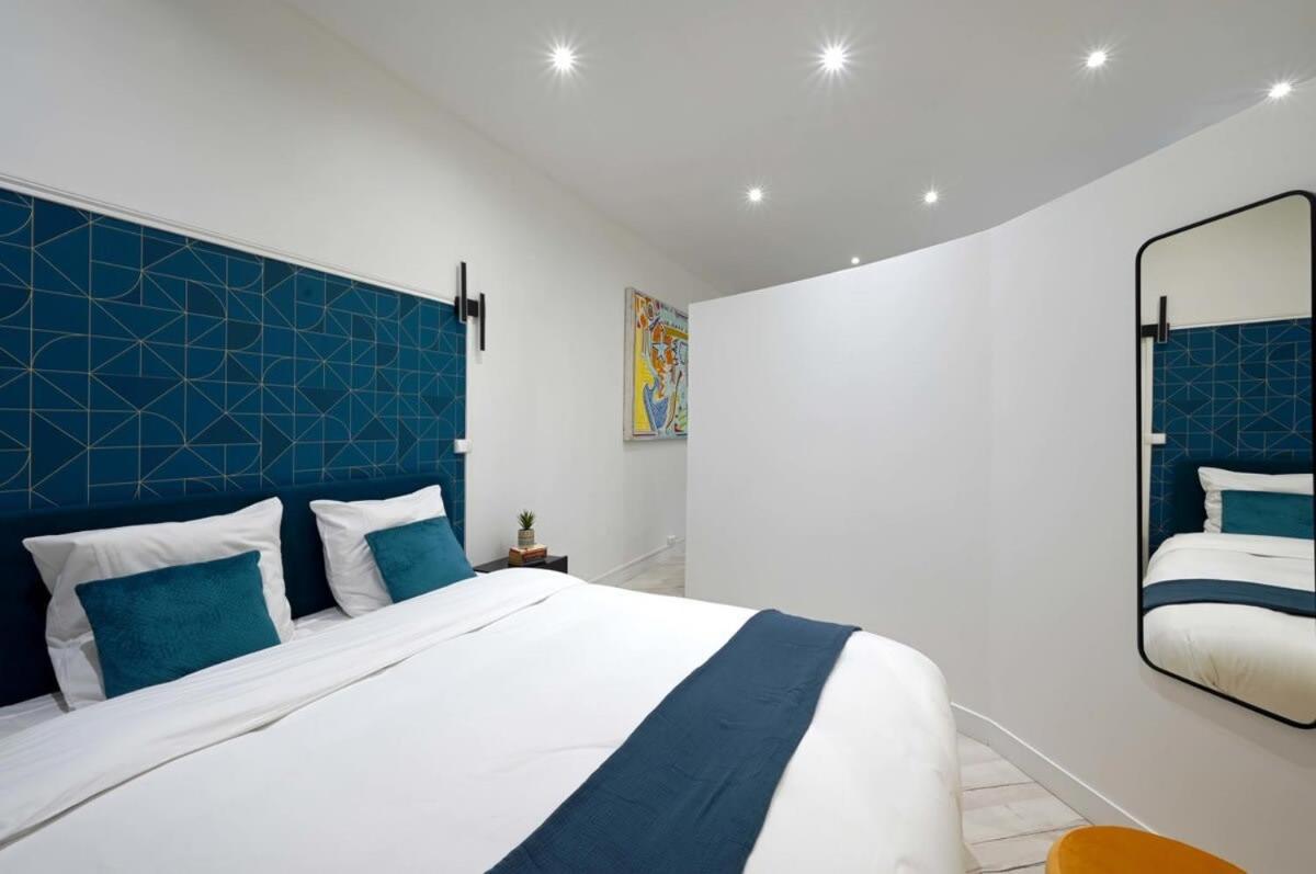 Agreable 2 Piece Au Coeur De 17 Arrondissement Apartamento
