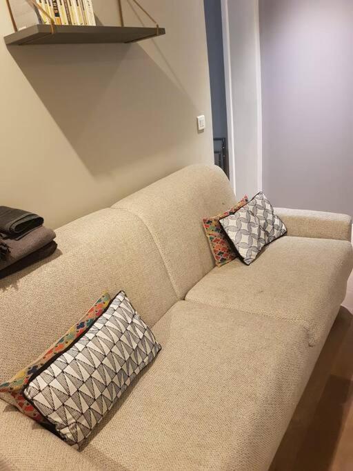 4 Personnes - St Lazar Sur Cour Apartment Paris