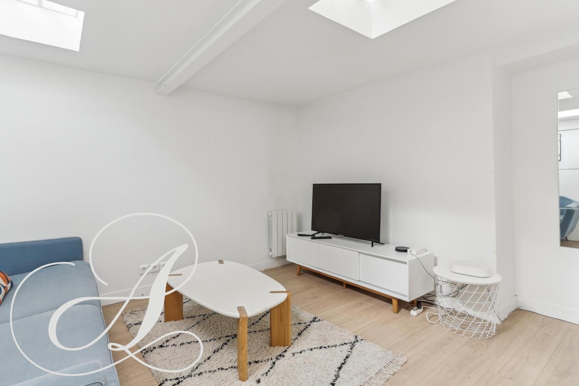 Milord, F3 A Pere Lachaise Apartment