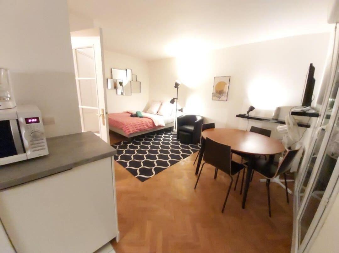 Apartment The Unforgetable At Canal De L'ourcq *