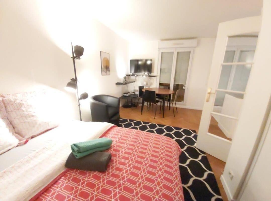 The Unforgetable At Canal De L'ourcq Apartment