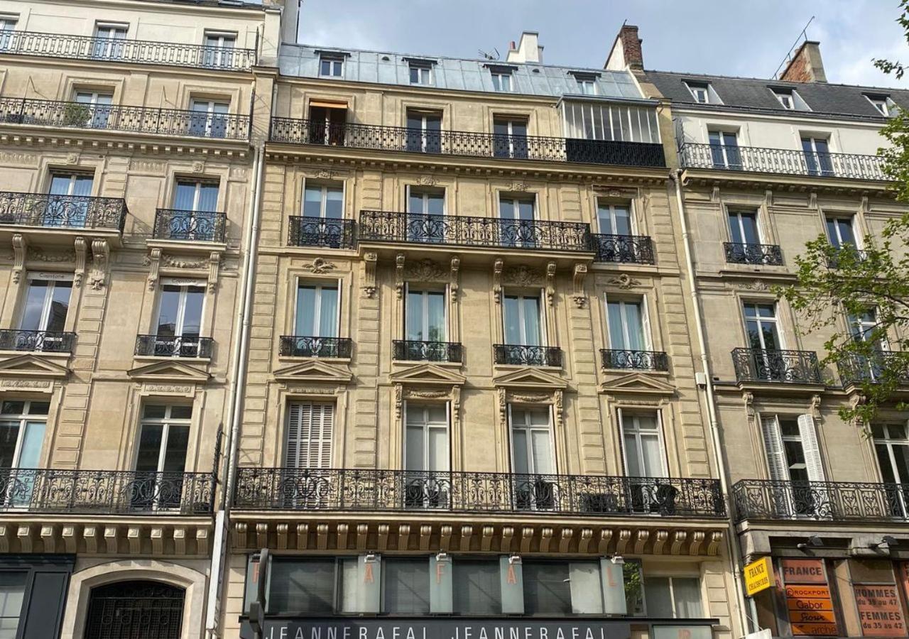 Opera Apartment Paris