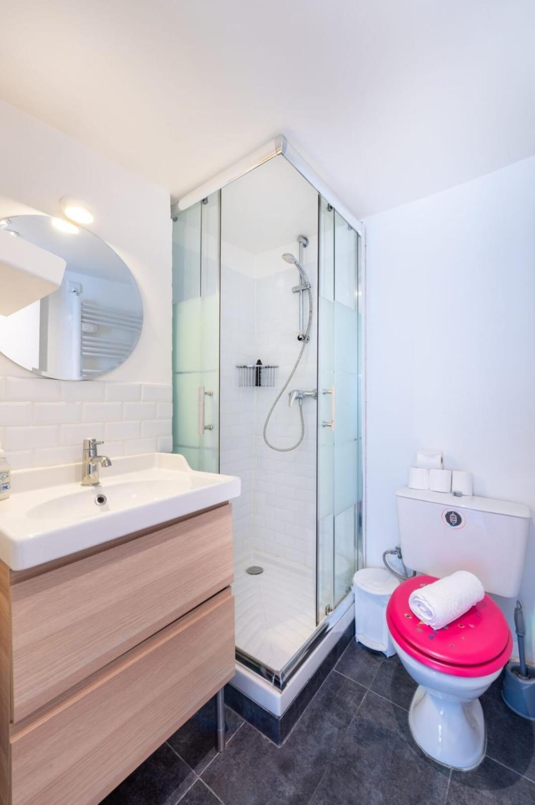 Central Parisian-style Studio Apart - Sentier Apartamento