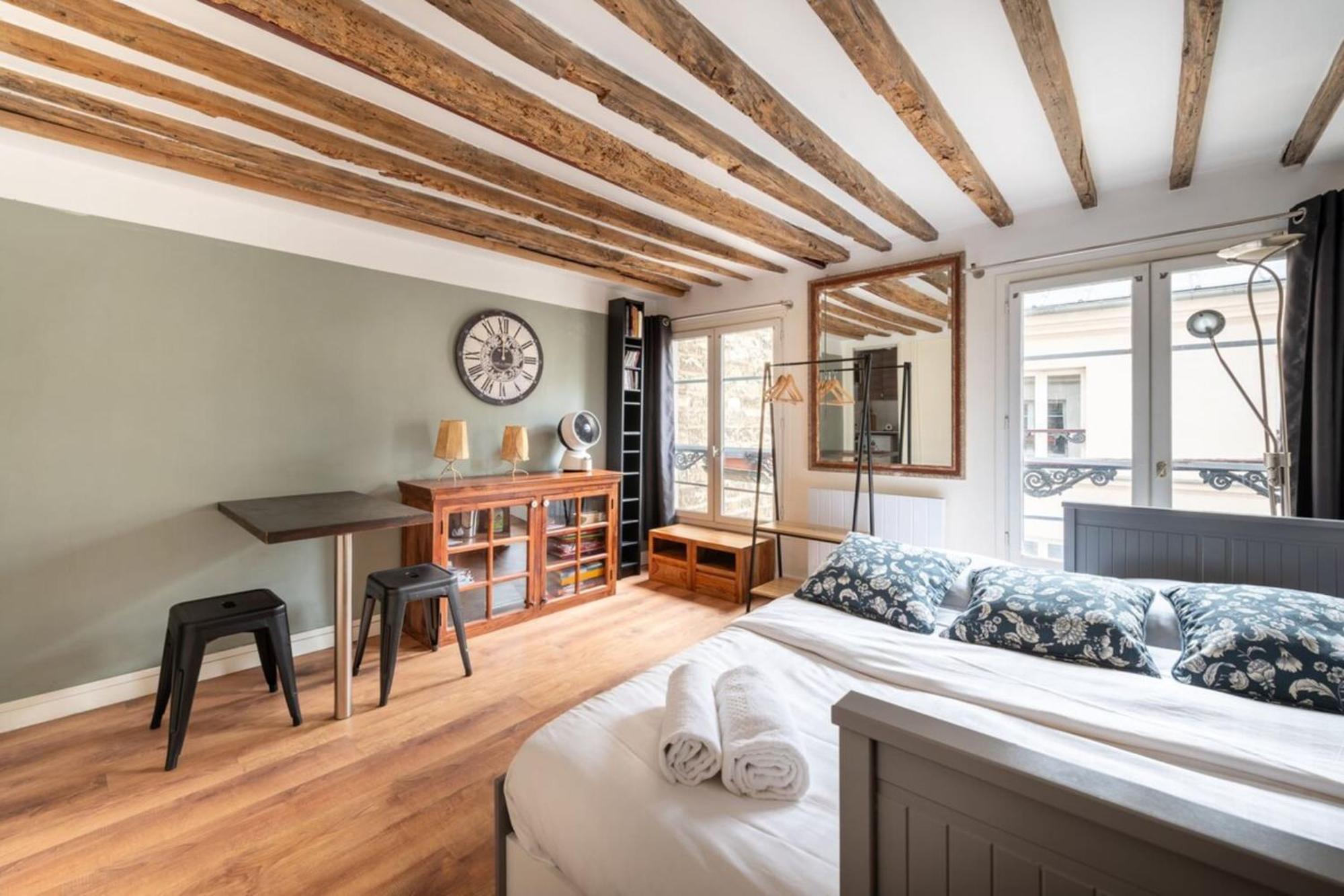 Central Parisian-style Studio Apart - Sentier Apartamento *